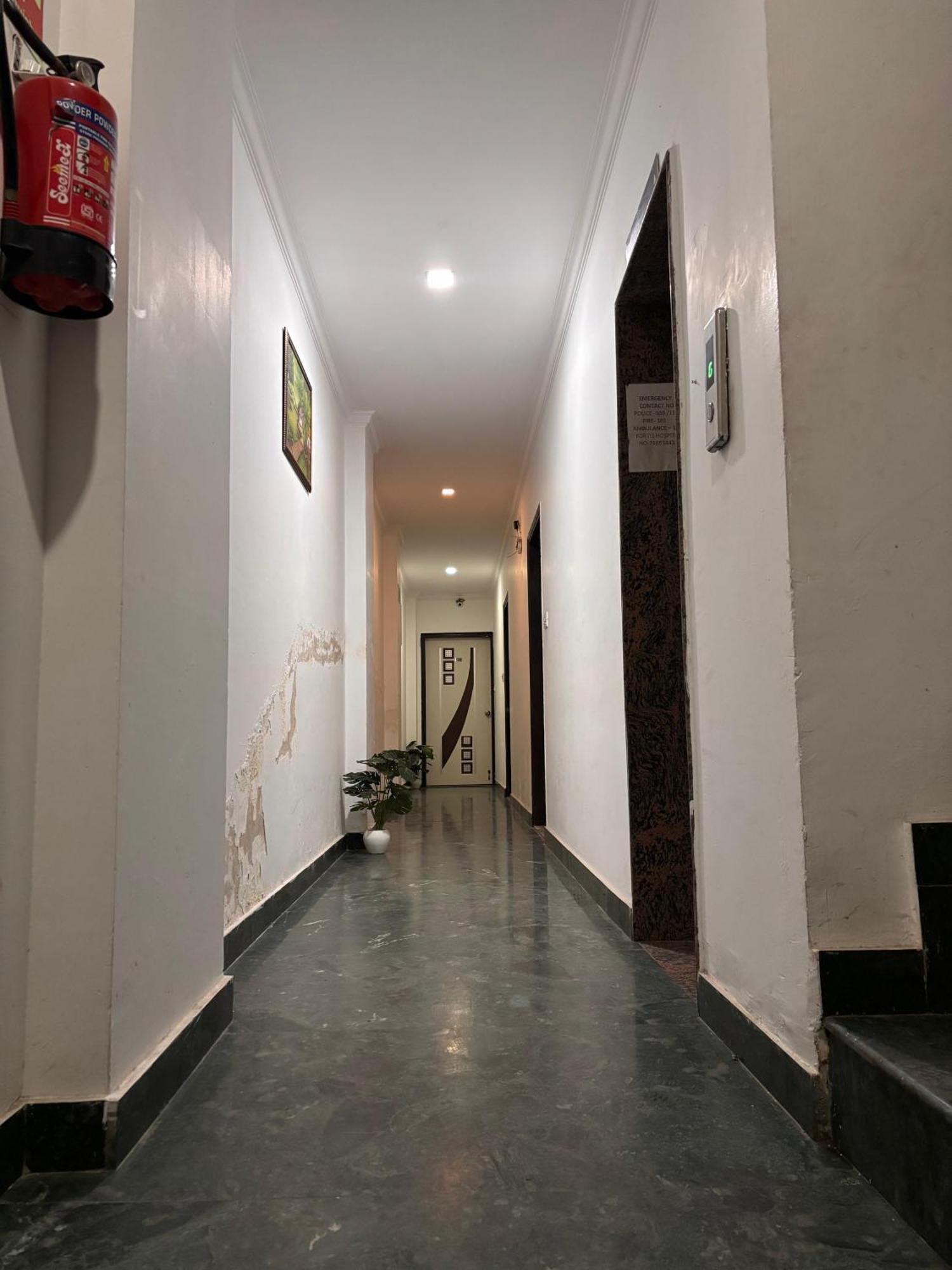 Clink Airport Stay -New Delhi Luaran gambar